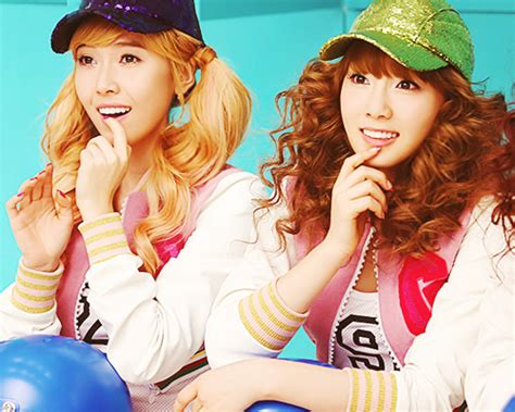 taeyeon and jessica|what happened to jessica snsd.